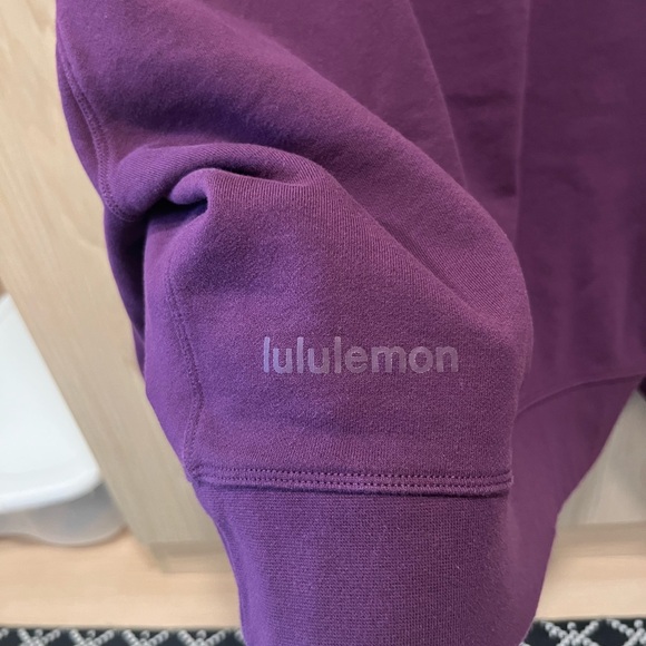Lululemon Perfectly Oversized Cropped Crew in Dramatic Magenta - Picture 3 of 3